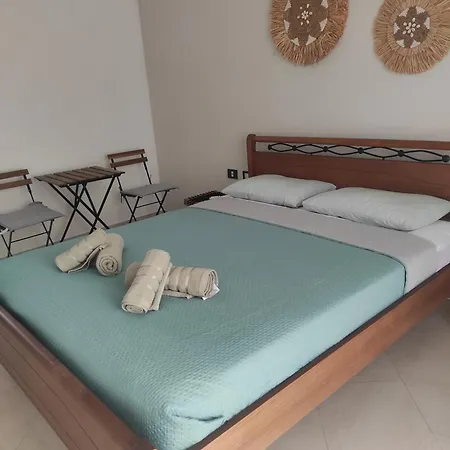 Nick 1 * Saranda
